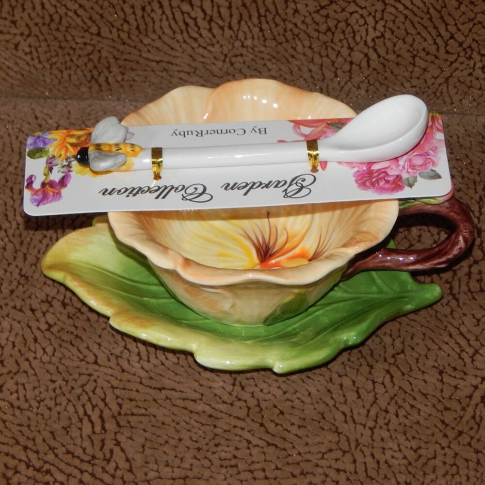 Corner Ruby Garden Collection Gold Sand Flower Teacup Leaf Saucer & Spoon New